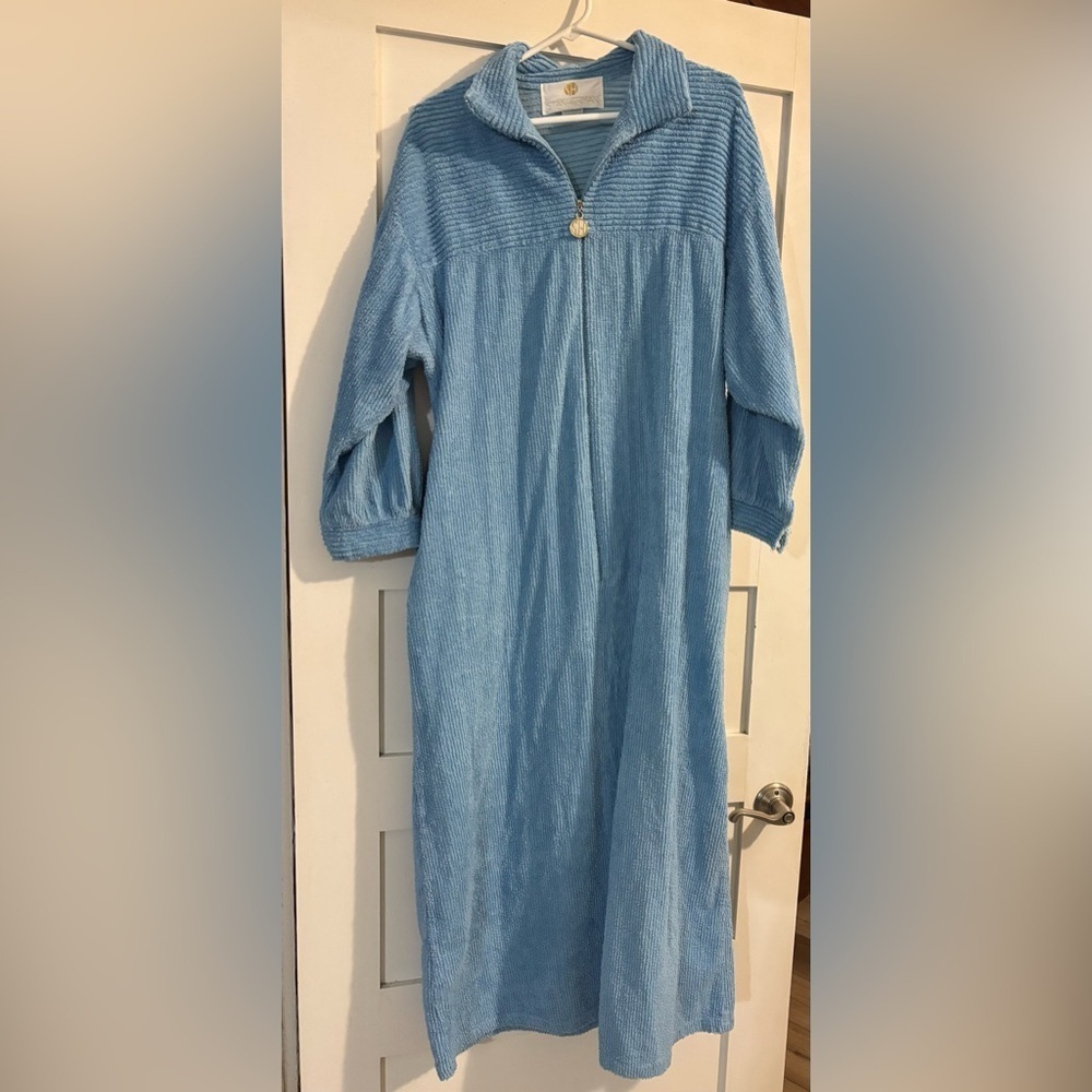 Stan Herman Light Blue Vintage Chenille Robe